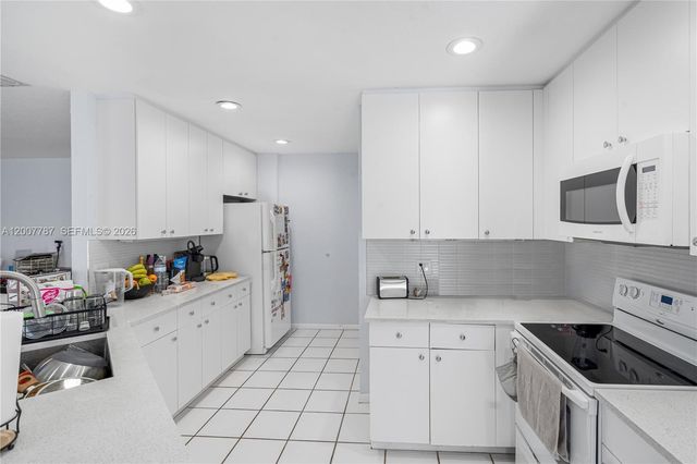 17244 Balboa Point Way, Boca Raton, FL 33487