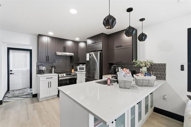2111 42ND STREET S, St Petersburg, FL 33711