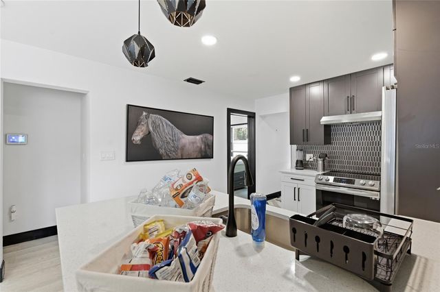2111 42ND STREET S, St Petersburg, FL 33711