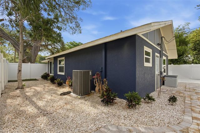 2111 42ND STREET S, St Petersburg, FL 33711