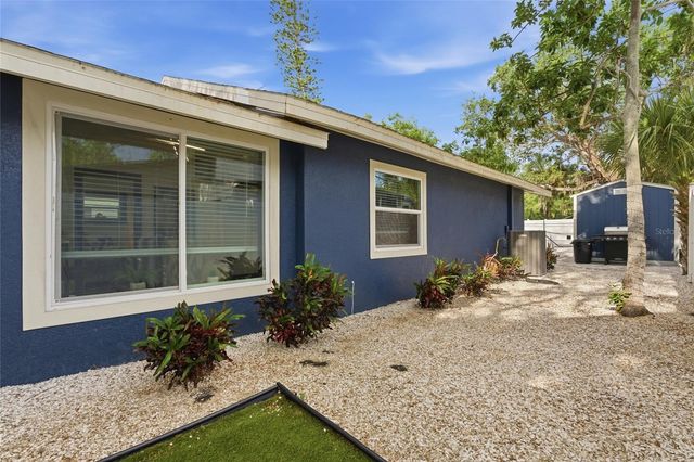 2111 42ND STREET S, St Petersburg, FL 33711