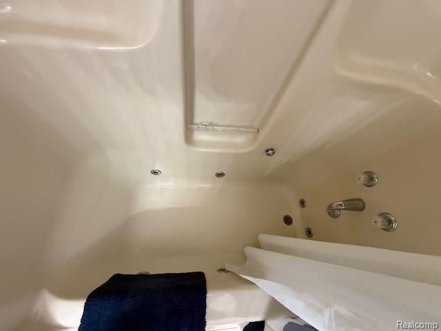 34 S Elba Road, Lapeer, MI 48446