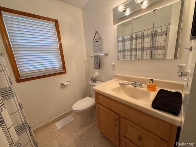 34 S Elba Road, Lapeer, MI 48446