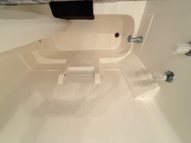 34 S Elba Road, Lapeer, MI 48446