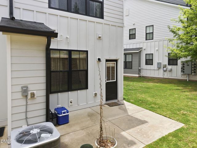 6810 Milligan Way 105, Raleigh, NC 27613