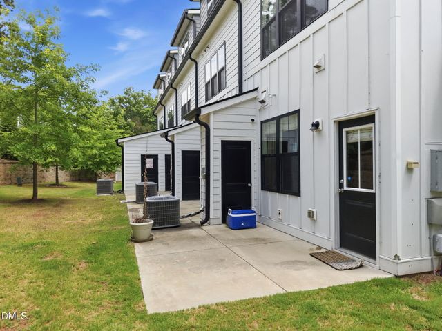 6810 Milligan Way 105, Raleigh, NC 27613