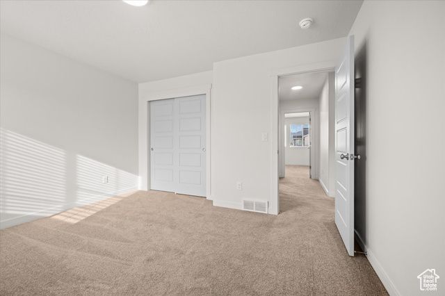 1677 S HAVEN PKWY, West Haven, UT 84401