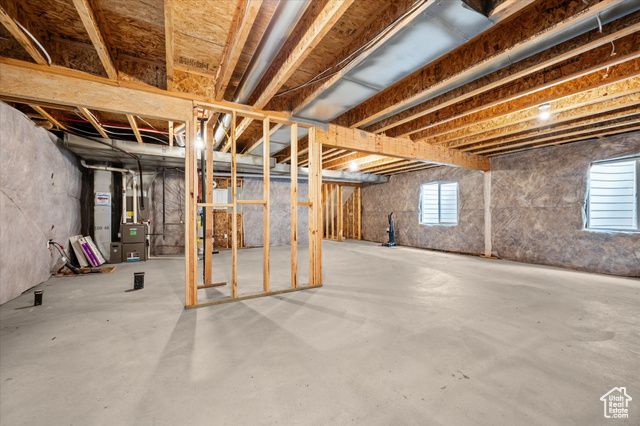 1677 S HAVEN PKWY, West Haven, UT 84401