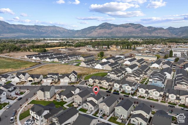 1677 S HAVEN PKWY, West Haven, UT 84401