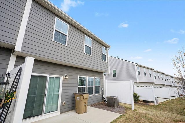 136 Salt Lake Lane, Hoschton, GA 30548