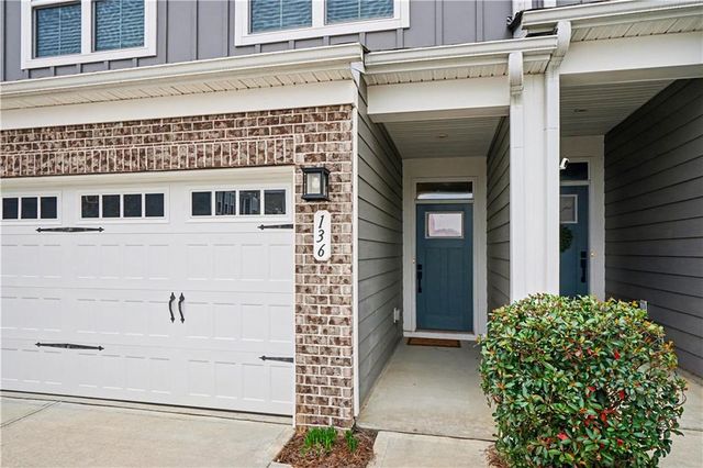 136 Salt Lake Lane, Hoschton, GA 30548