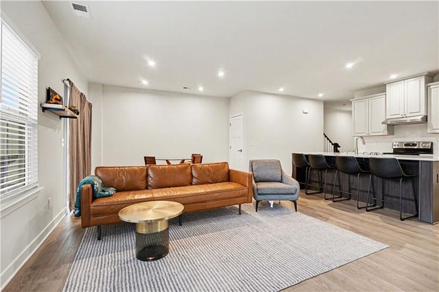 136 Salt Lake Lane, Hoschton, GA 30548