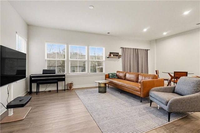 136 Salt Lake Lane, Hoschton, GA 30548