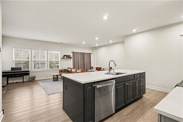 136 Salt Lake Lane, Hoschton, GA 30548