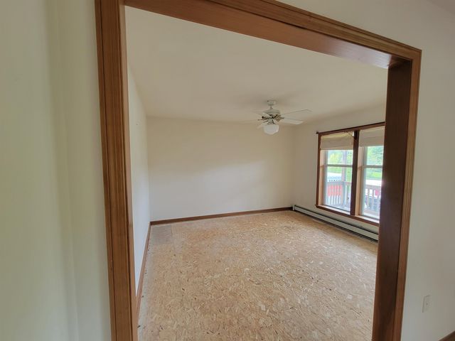 42 Chester Road, Raymond, NH 03077
