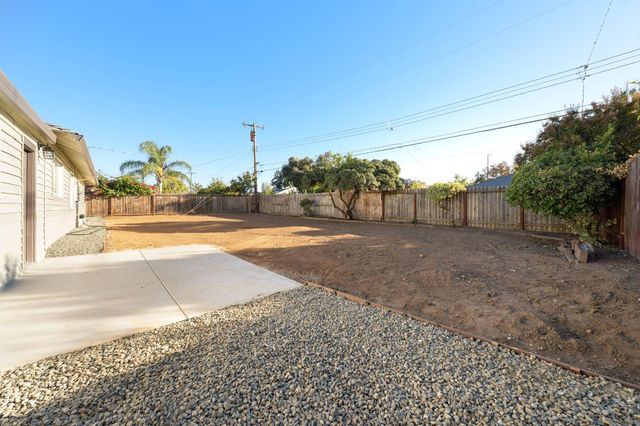 6429 Grattan Way, North Highlands, CA 95660