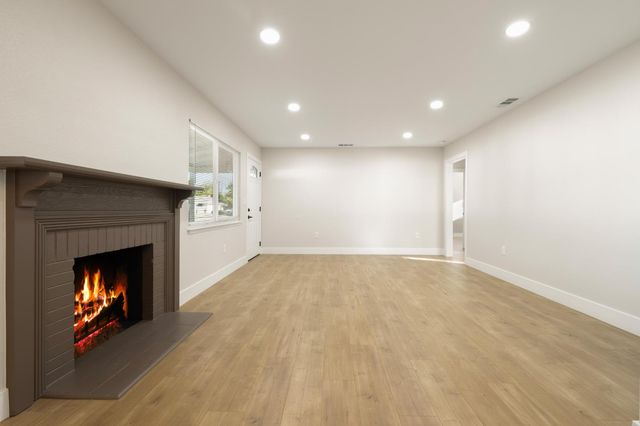 6429 Grattan Way, North Highlands, CA 95660