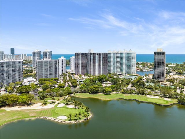 20281 E Country Club Drive 403, Aventura, FL 33180