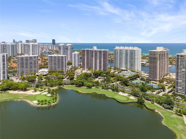 20281 E Country Club Drive 403, Aventura, FL 33180
