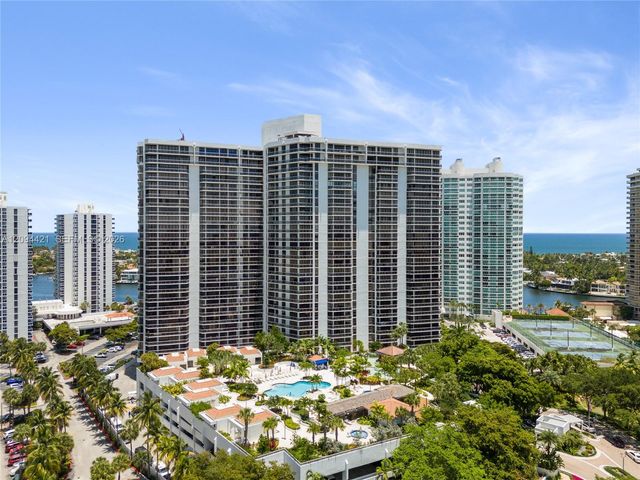 20281 E Country Club Drive 403, Aventura, FL 33180