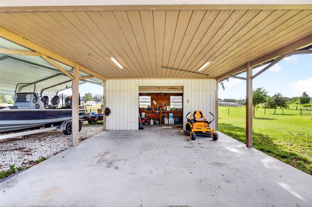 3412 WOLFE ROAD, Zephyrhills, FL 33541