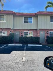 156 NE 20th Ct 9E, Fort Lauderdale, FL 33305