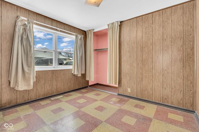 2808 Sangster Avenue, Indianapolis, IN 46218