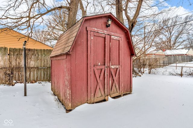 2808 Sangster Avenue, Indianapolis, IN 46218