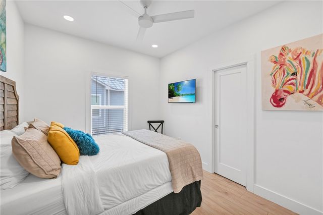 901 Ninth St 13, Port Aransas, TX 78373