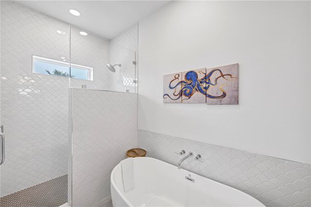 901 Ninth St 13, Port Aransas, TX 78373