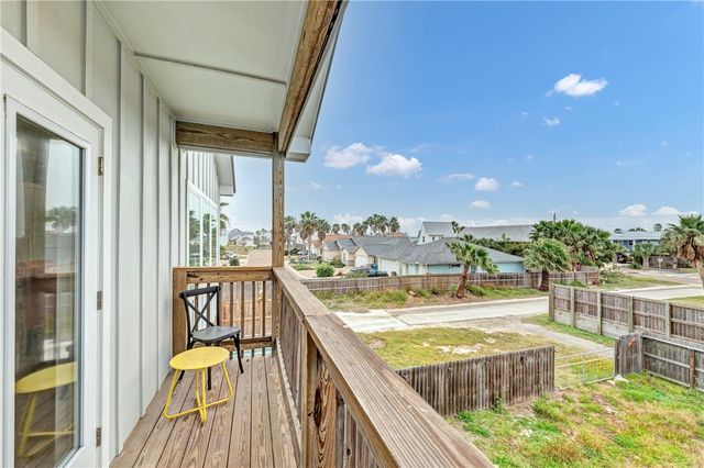 901 Ninth St 13, Port Aransas, TX 78373