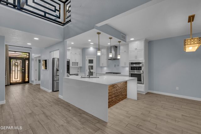 13401 EMERALD TIDE Way, Horizon City, TX 79928
