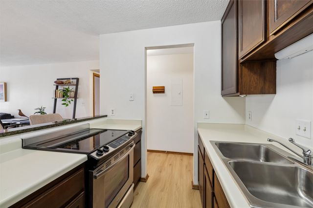 300 Walnut Street 707, Des Moines, IA 50309