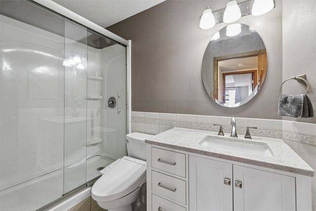 300 Walnut Street 707, Des Moines, IA 50309