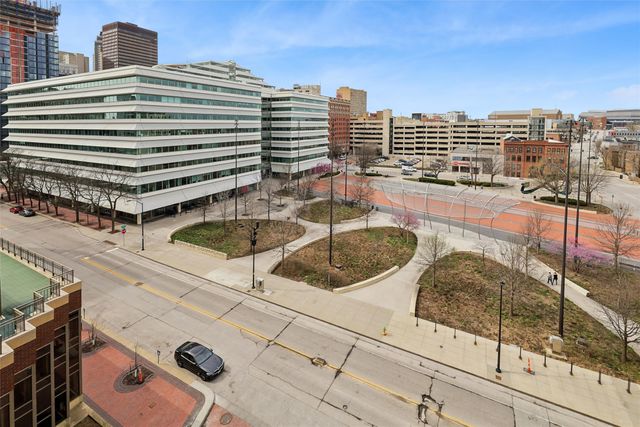 300 Walnut Street 707, Des Moines, IA 50309