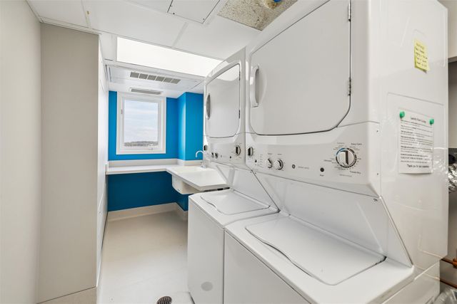 300 Walnut Street 707, Des Moines, IA 50309