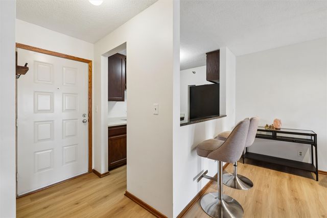 300 Walnut Street 707, Des Moines, IA 50309