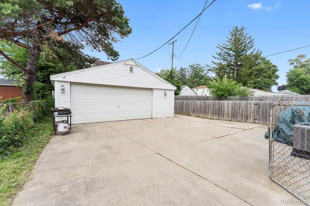 448 Bondie Street, Wyandotte, MI 48192