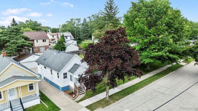 448 Bondie Street, Wyandotte, MI 48192