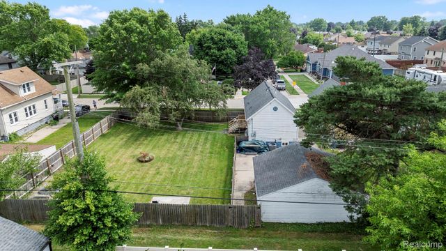 448 Bondie Street, Wyandotte, MI 48192