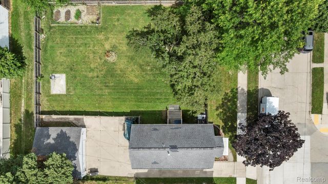 448 Bondie Street, Wyandotte, MI 48192