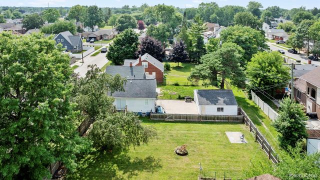 448 Bondie Street, Wyandotte, MI 48192