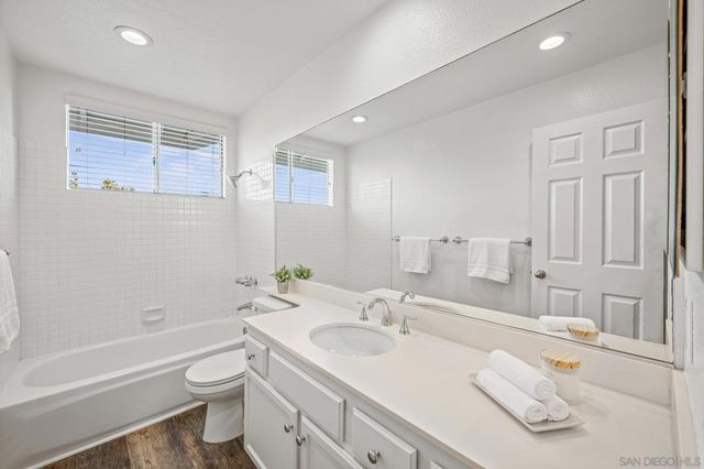 14581 Rutledge Sq, San Diego, CA 92128