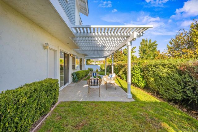 14581 Rutledge Sq, San Diego, CA 92128