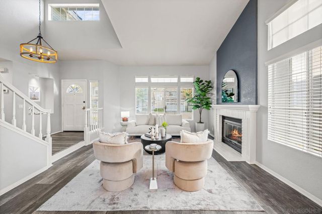 14581 Rutledge Sq, San Diego, CA 92128