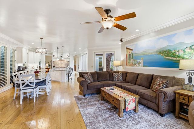 2612 Arboreta Ct, Carmichael, CA 95608