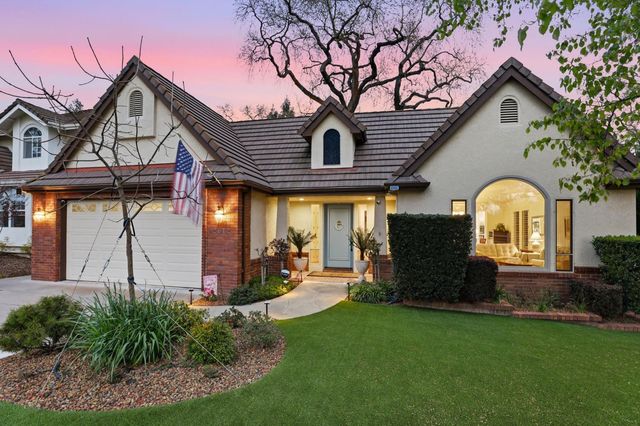 2612 Arboreta Ct, Carmichael, CA 95608