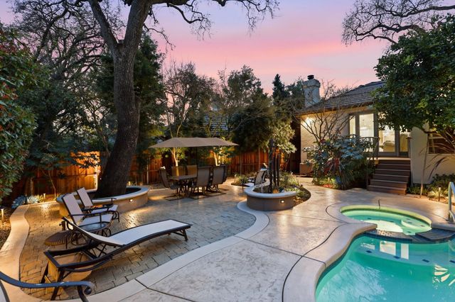 2612 Arboreta Ct, Carmichael, CA 95608