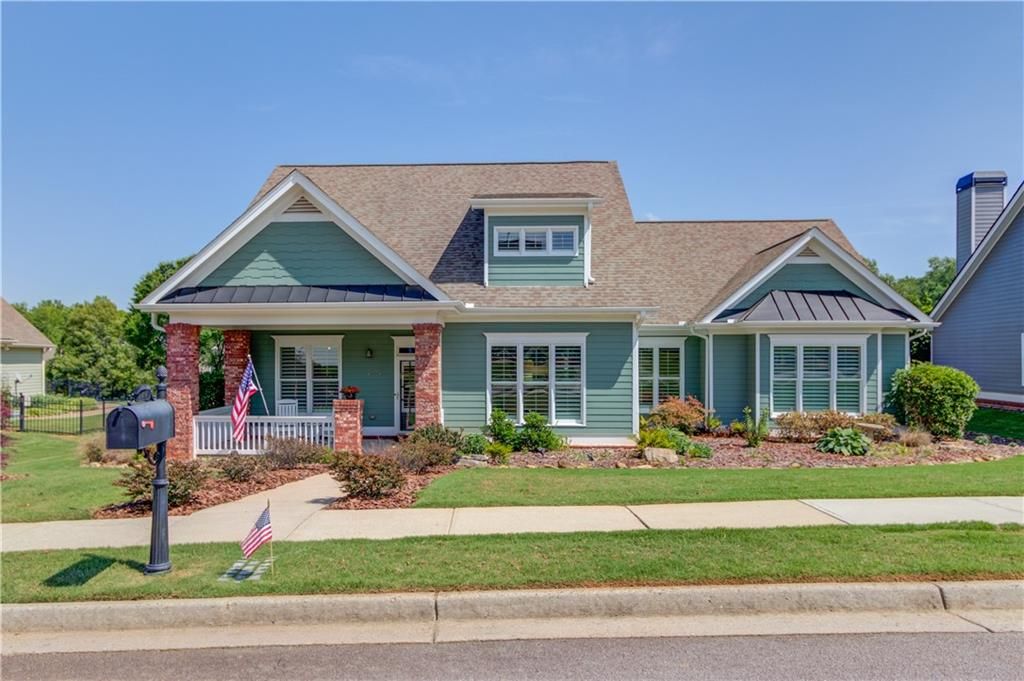 139 Hawthorn Way, Hoschton, GA 30548