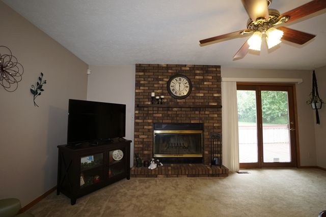 6924 CODY Lane, Rockford, IL 61107